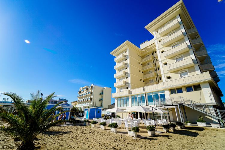Hotel Imperial Beach, Rimini, Střední Itálie, CK GEOVITA