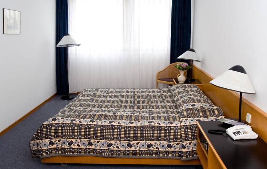 2lůžkový pokoj Standard Plus, Hotel Club Tihany, Balaton, Maďarsko, CK GEOVITA