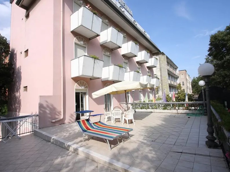 Hotel Vienna Ostenda, Rimini, Střední Itálie, CK GEOVITA
