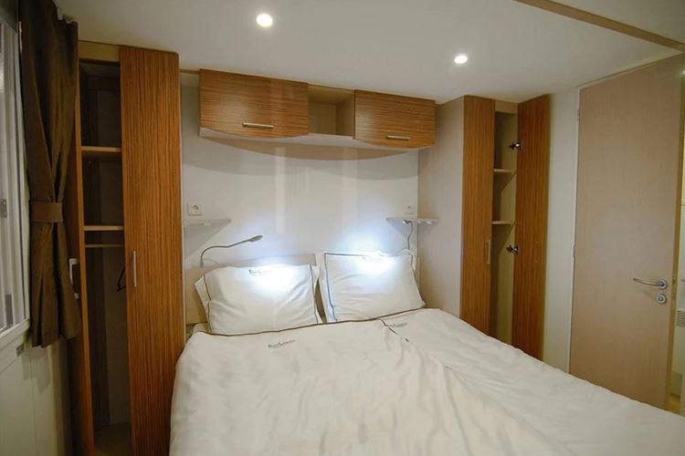 Mobilní dům SUNLODGE COSY 6+0, Manželská postel 210 x 160 cm, Camping Park Umag, Istrie, Chorvatsko, Dovolená s CK Geovita