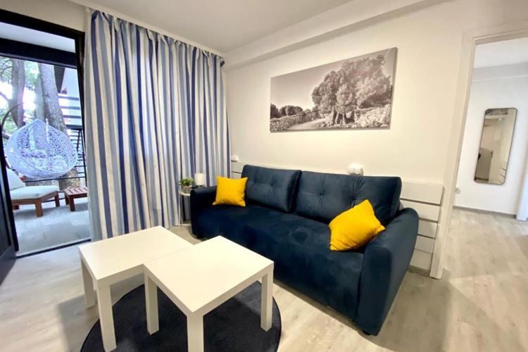 1ložnicový apartmán Standard Suite s částečným výhledem na moře, Family Resort Urania CK GEOVITA