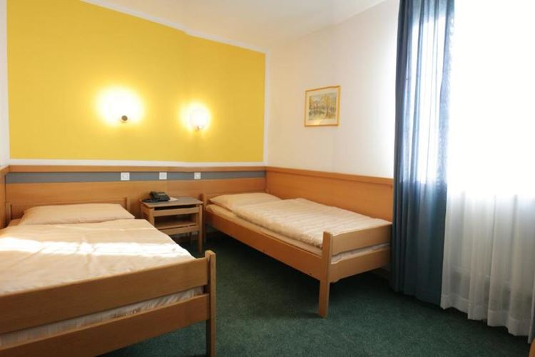 2lůžkový pokoj, Hotel Alp, Bovec, Slovinsko, CK GEOVITA