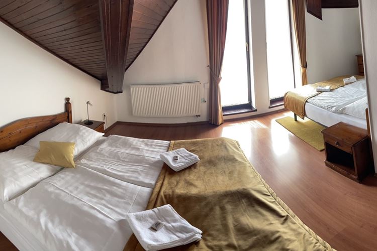4lůžkový pokoj,Hotel Amalia, Vysoké Tatry - Nová Lesná, Slovensko, CK GEOVITA