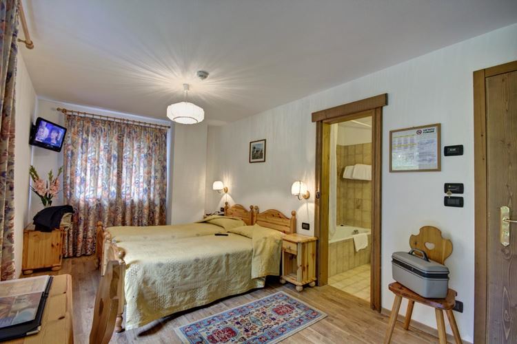 2lůžkový pokoj Standard, Hotel Des Alpes, Cortina d'Ampezzo, CK GEOVITA