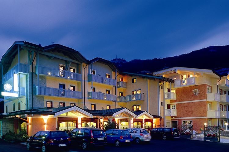 Hotel Ideal, Madonna di Campiglio, Itálie, CK GEOVITA