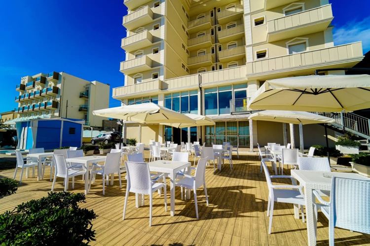 Hotel Imperial Beach, Rimini, Střední Itálie, CK GEOVITA
