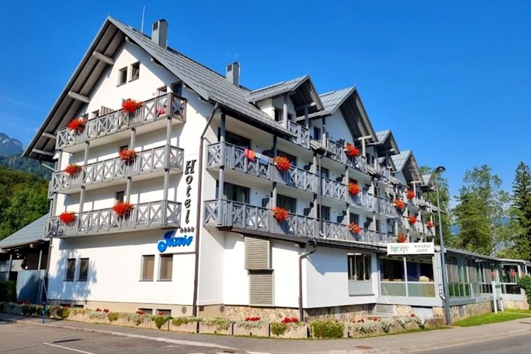 Hotel Jezero, Bohinj, Slovinsko, CK GEOVITA