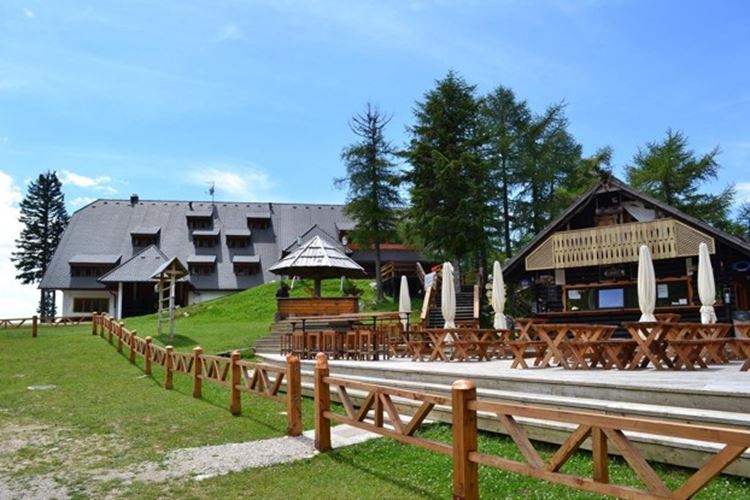 Hotel Krvavec, Ambrož pod Krvavcem, Julské Alpy, Slovinsko, Dovolená s CK Geovita