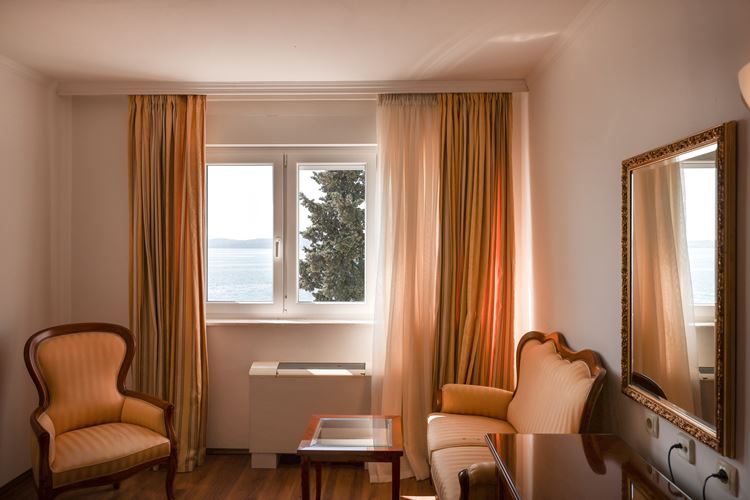 2lůžkový pokoj Classic s výhledem na moře, Hlavní budova, Hotel Val, CK GEOVITA