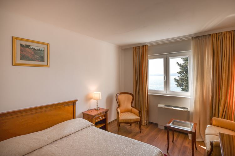 2lůžkový pokoj Classic s výhledem na moře, Hlavní budova, Hotel Val, CK GEOVITA
