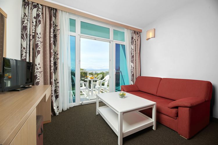 Superior Junior Suite stranou k moři s balkonem, Magal Hotel by Aminess, Krk, CK GEOVITA