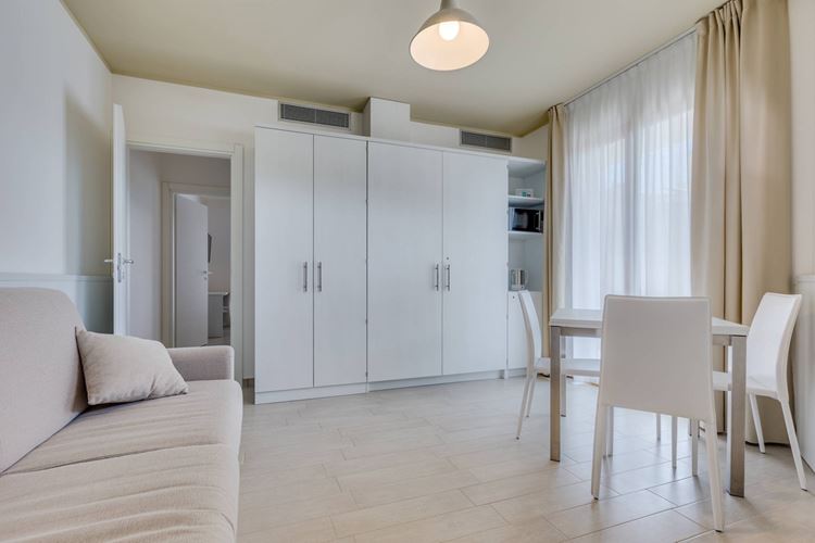 Dvouložnicový apartmán (55 m2) s vířivkou a finskou saunou, Marina apartments, CK GEOVITA