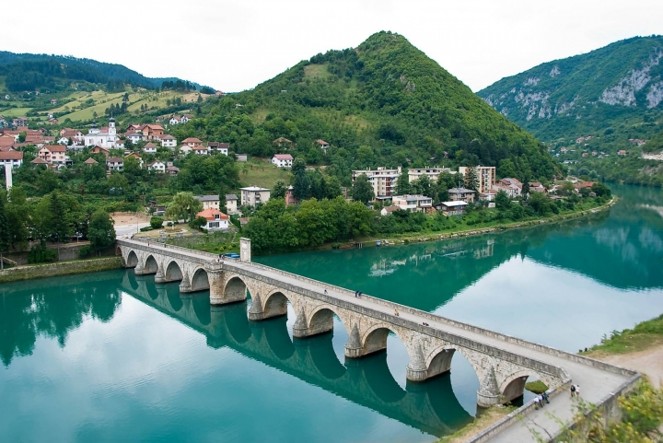 Bosna a Hercegovina, Dovolená s CK Geovita