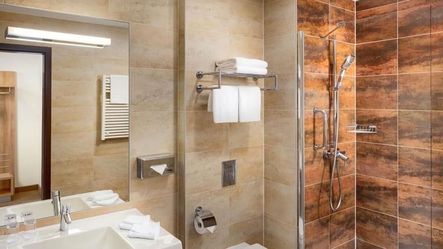 Koupelna - 2lůžkový pokojj Standard, Hermitage Hotel Prague, Praha, Česká republika, CK GEOVITA