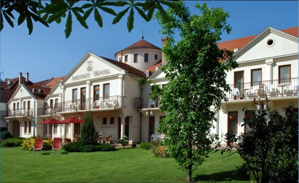 Hotel Ametiszt, Harkány, Maďarsko, Dovolená s CK Geovita