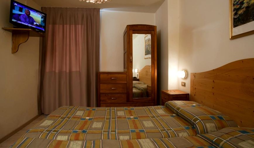 1lůžkový pokoj, Hotel Chalet Alpino, Passo Tonale, CK GEOVITA