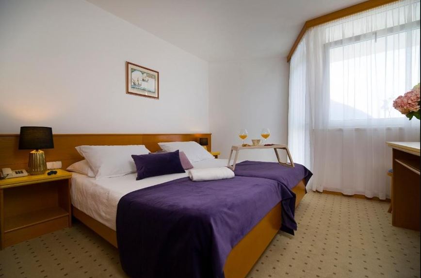 2lůžkový pokoj Comfort s výhledem na moře, Hotel Labineca, Rabac, Chorvatsko, CK GEOVITA