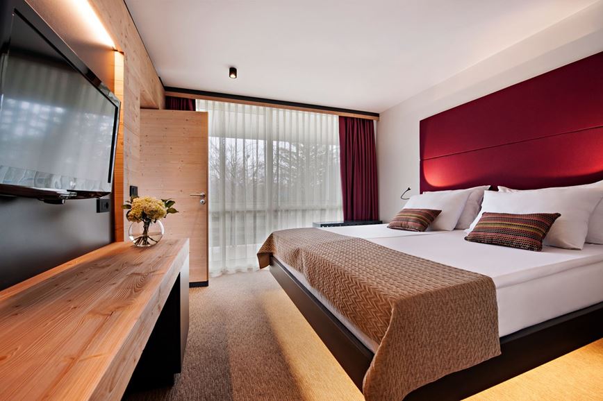 Dvoulůžkový suite s výhledem na jezero, Hotel Rikli Balance Hotel, Jezero Bled, Slovinsko, CK GEOVITA