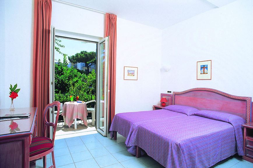 2lůžkový pokoj Standard s balkonem, Hotel Royal Terme, Ischia, CK GEOVITA