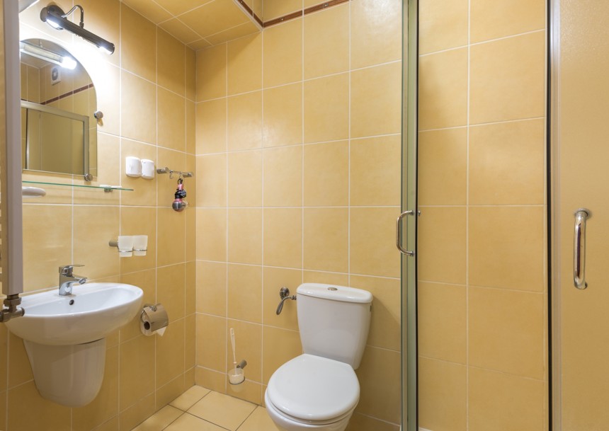 2lůžkový pokoj standard, koupelna