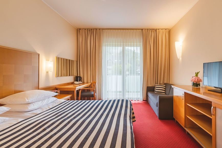 2lůžkový pokoj, Ramada Hotel and Suites, Kranjska Gora, Slovinsko, CK GEOVITA
