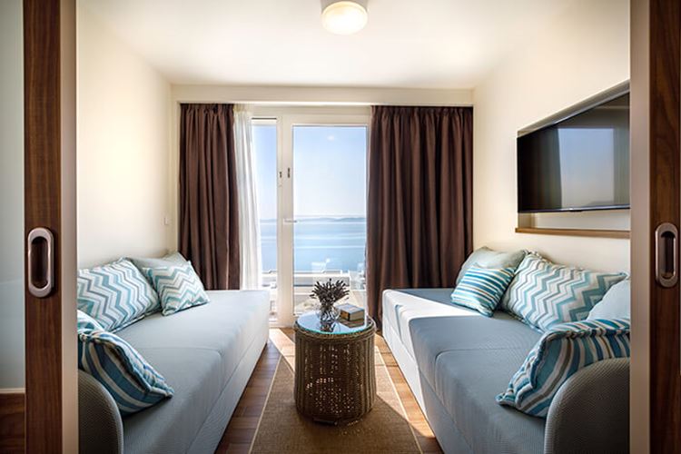 4lůžkový rodinný pokoj Standard s balkonem stranou k moři, Bellevue Resort, Rabac, Chorvatsko, CK GEOVITA