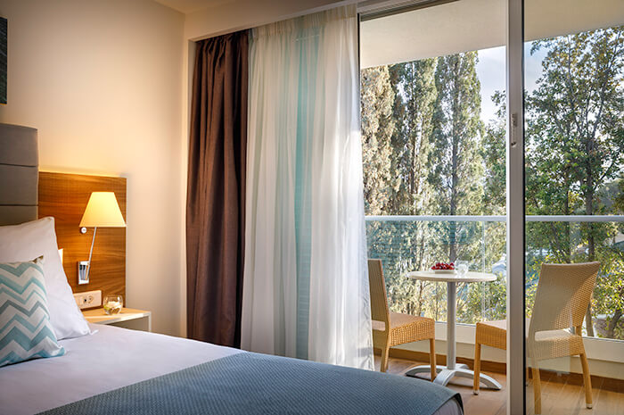 4lůžkový rodinný pokoj Standard s balkonem, Valamar Bellevue Resort, Rabac, Chorvatsko, CK GEOVITA